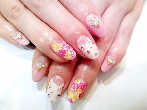 フラワーネイル