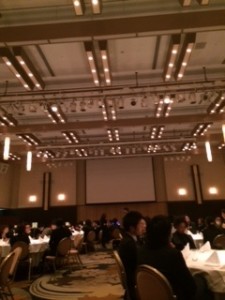 2000万2