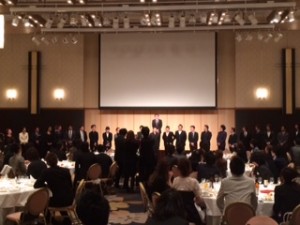 2000万