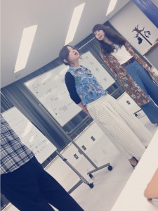 え