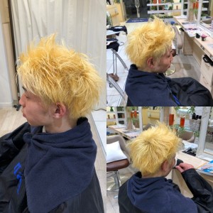 ブリーチからのオンカラーでグレージュに♪♪