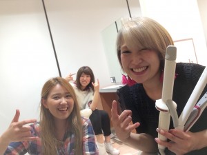 3人
