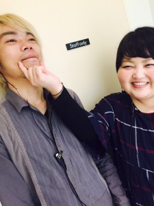 ぼ
