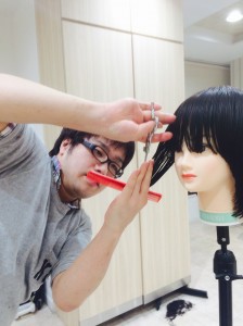 うち3