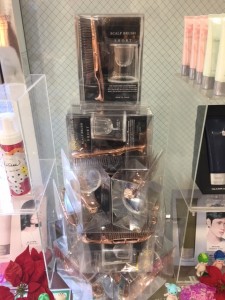 スカルプブラシ在庫わずかです！