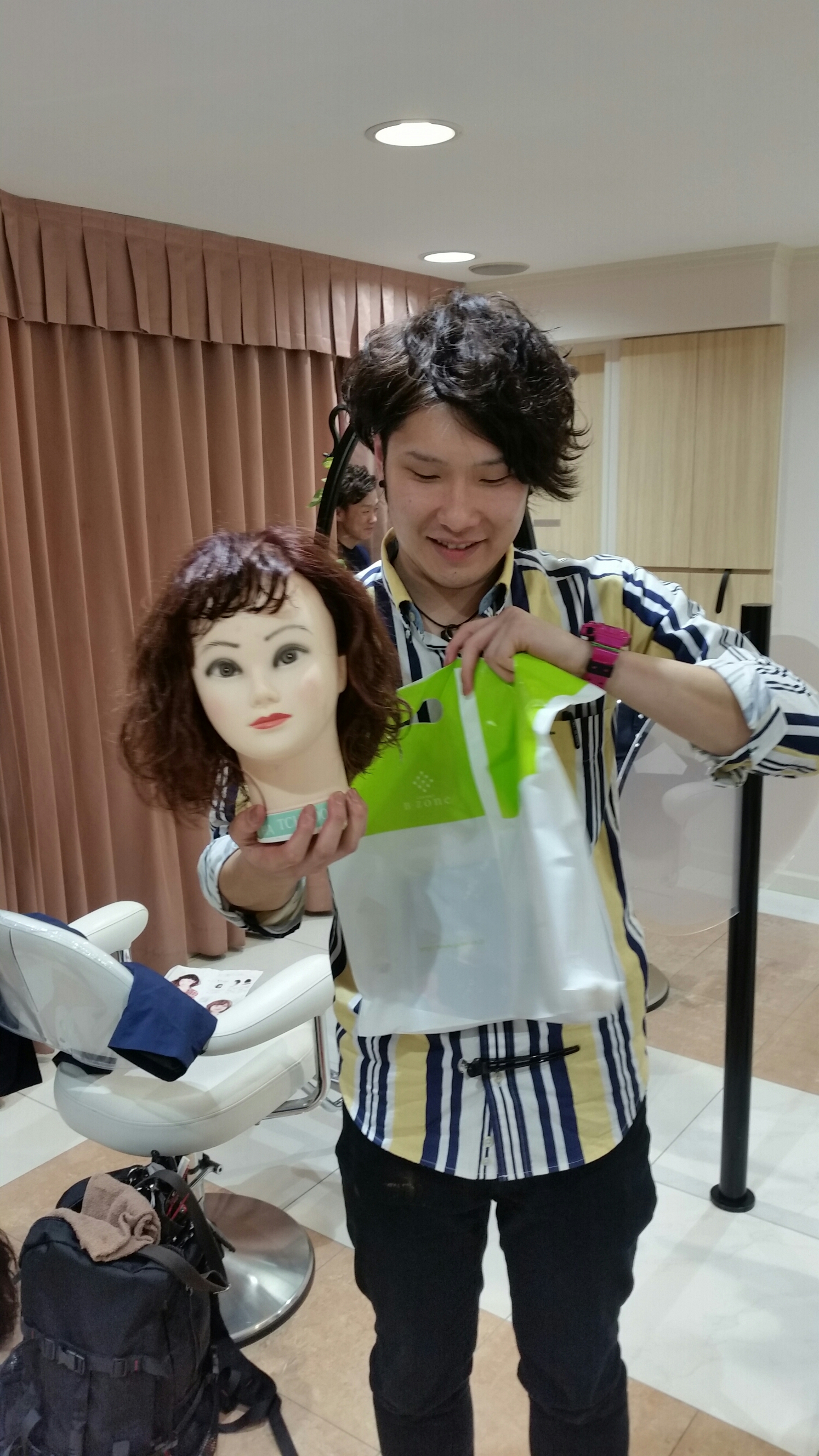20160323_221650.jpg image