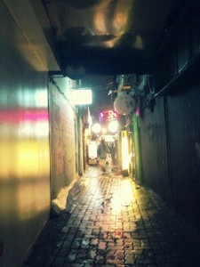 韓　路地裏