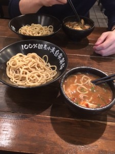 ひ