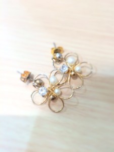 ピアス