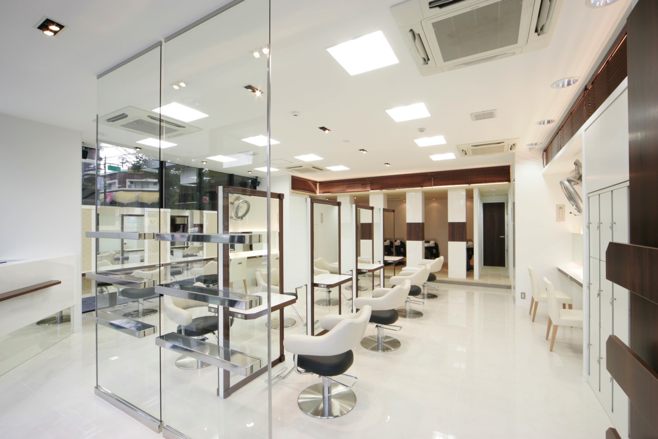 Ash 藤が丘店｜店内写真①