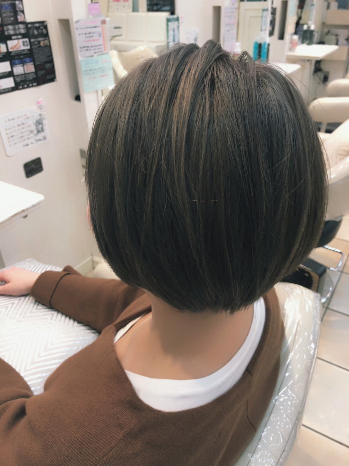 スモーキーショートボブ｜サブ写真②