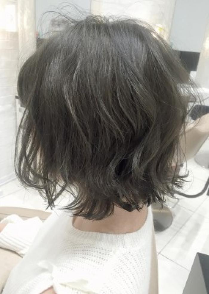 イルミナカラ―　オーシャングレージュ