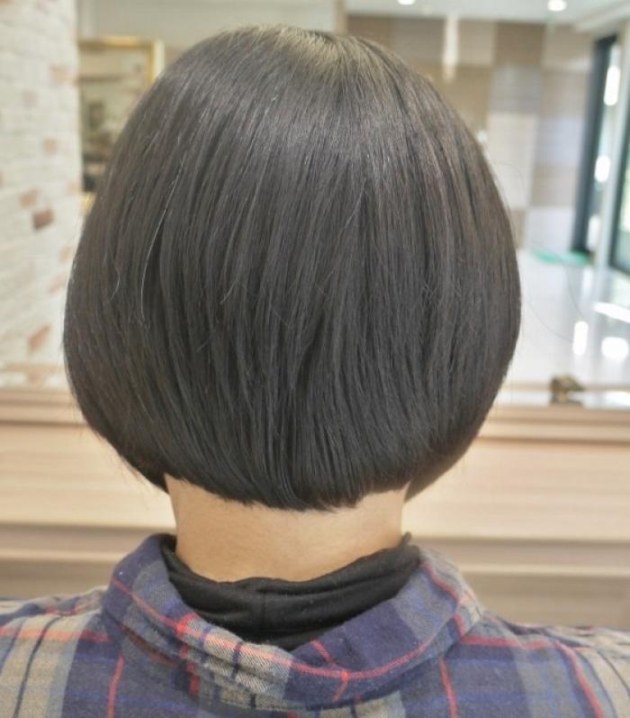 襟足ぎりぎりショートボブ