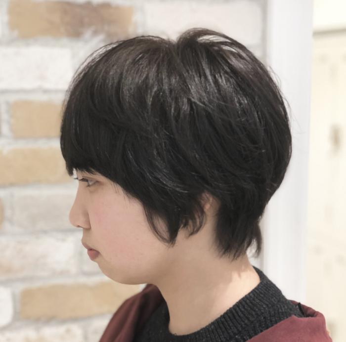 ショートボブ 