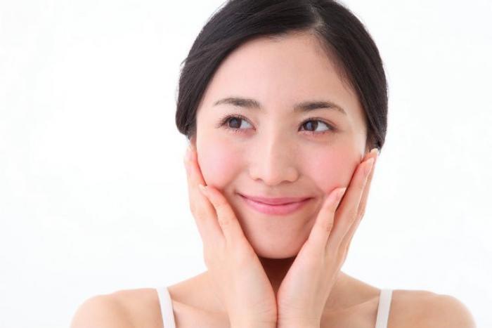 夏の疲れ肌、放置は厳禁！今すぐケアしたいスキンケア術
