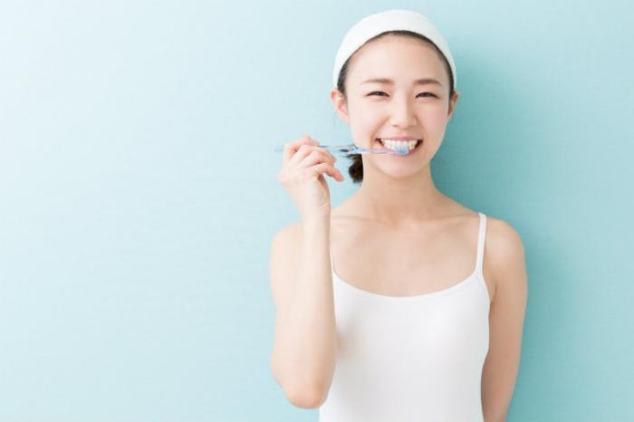 歯周病の悪化は防げる！毎日のオーラルケアはとても大切