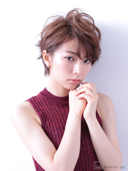 フリンジバング×フェザーショート｜サブ写真③
