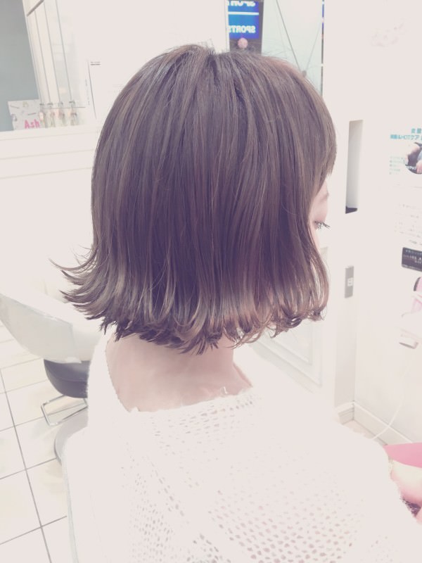 切りっぱなしボブ