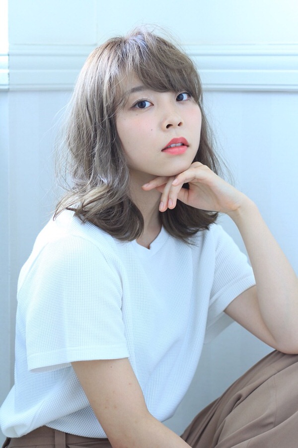 外国人風×アッシュグレージュ｜サブ写真②