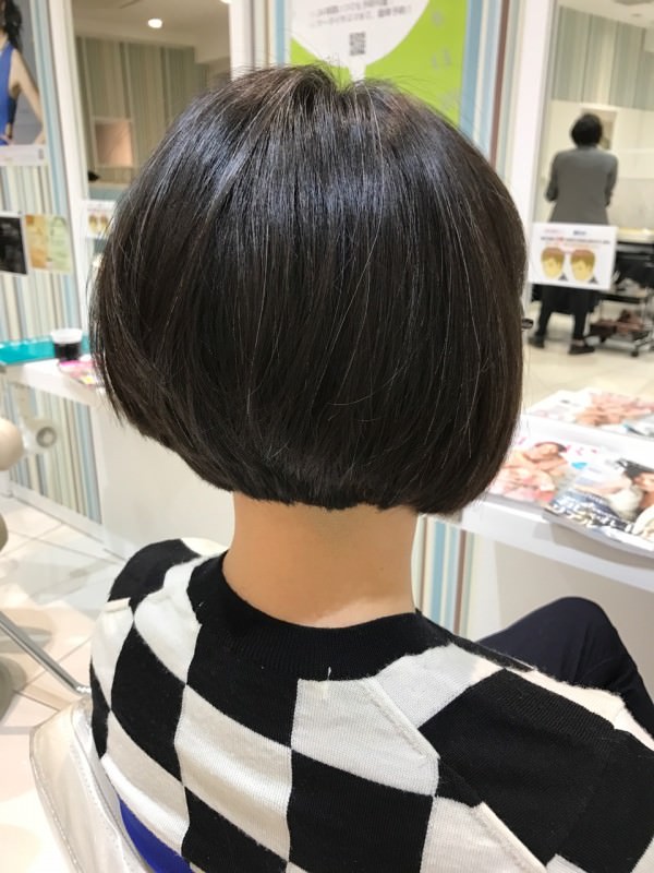 バックグラデーション　ボブ