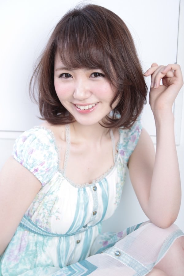 清楚な大人のノームコアスタイル