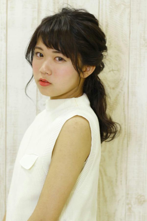 オトナな編み込みダウンスタイル｜サブ写真②