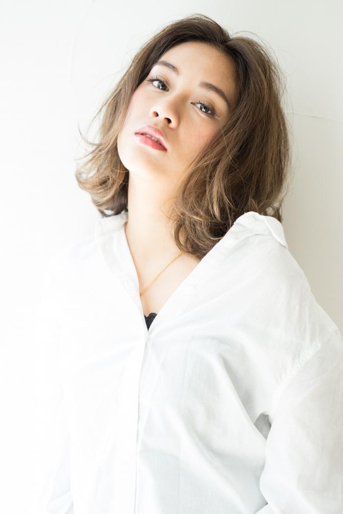 外国人風ゆるふわニュアンスボブ