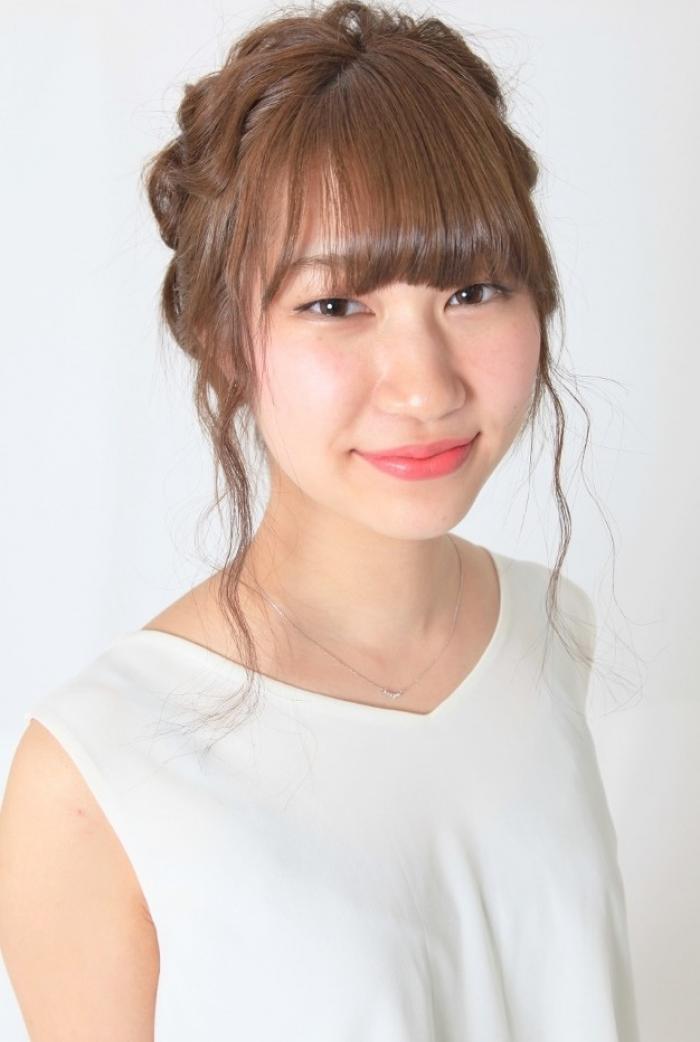 フラワー風編み込みアレンジ｜サブ写真③