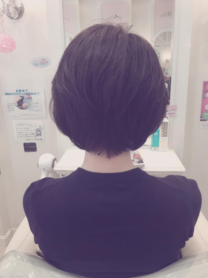 ナチュラルショートボブ