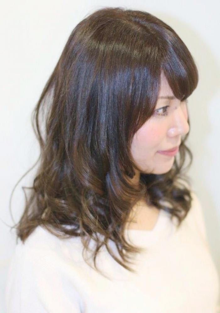大人気イルミナカラーで艶色に｜サブ写真②