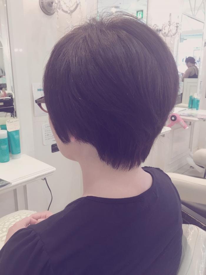 クセ毛でもまとまるショートボブ