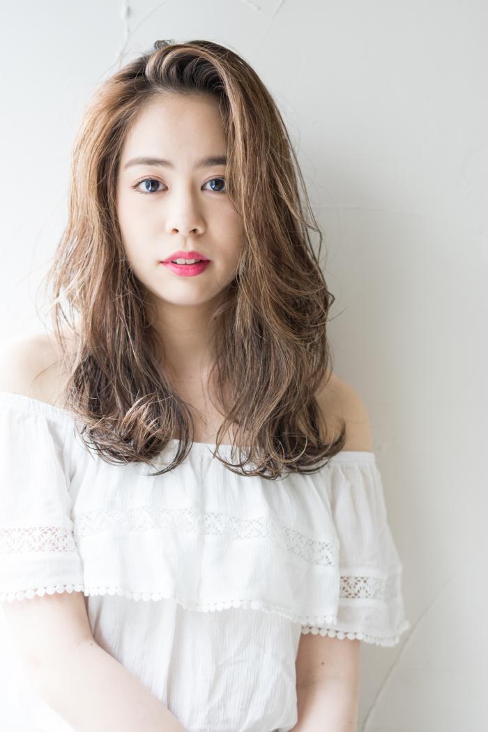 外国人風かきあげウェーブロング｜サブ写真③