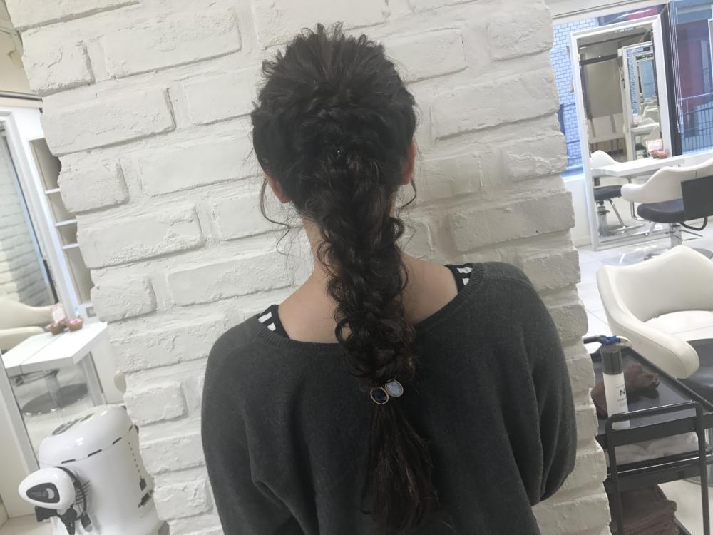 ロングの編みおろしアレンジ♩