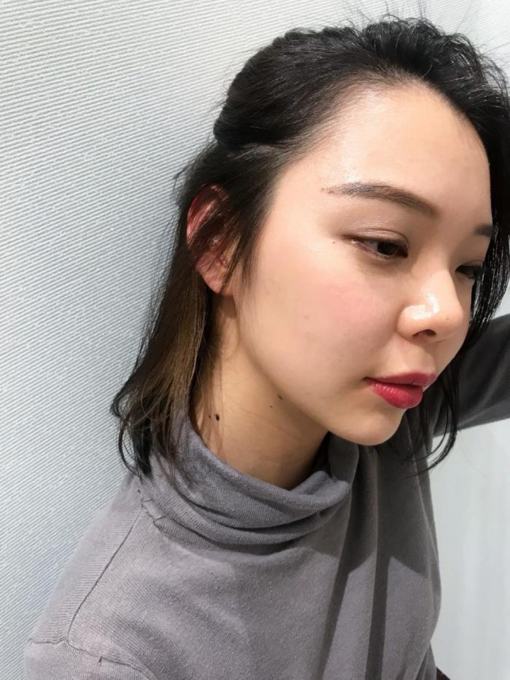 香草カラーで白髪を染めながらハリ・コシ・ツヤ