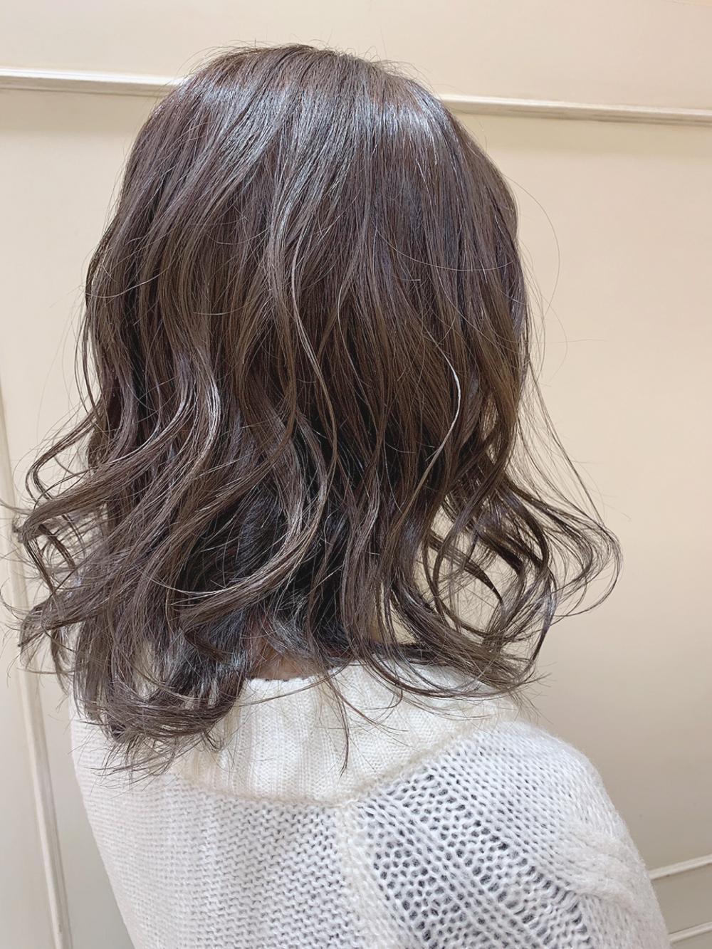 イルミナカラーでケアをしながらカラーを楽しみましょう
