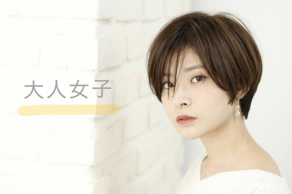大人系横顔美人ショート・ボブの魅力Point！！