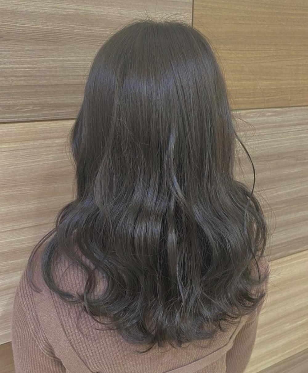 根元から毛先までムラなく美しく