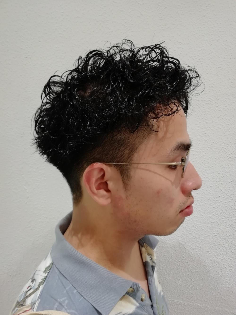 ハードパーマでお洒落に！