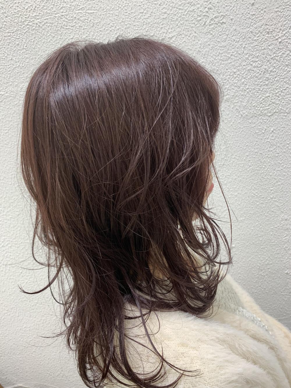 黄色みがかった肌、イエローベースの方には赤のあるブラウン系の髪色☆