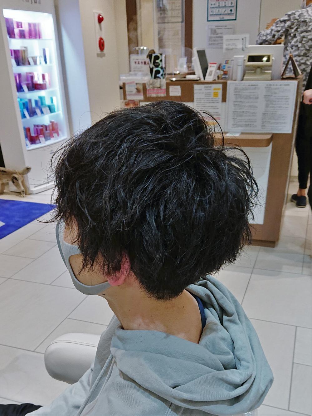 ベースのカットによって雰囲気は変わる