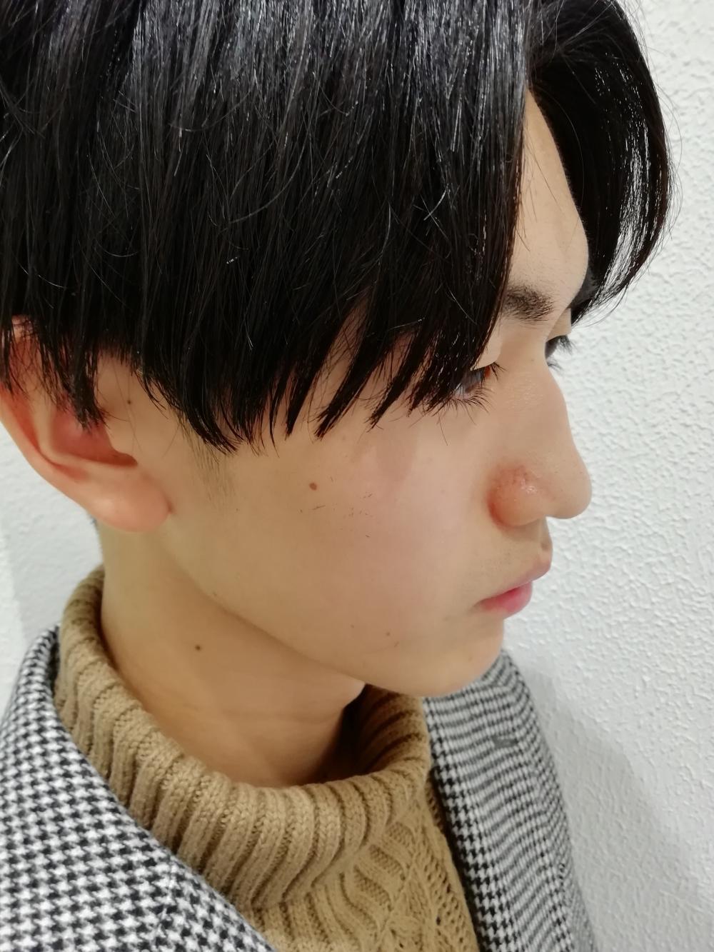 顔立ちがシャープな人