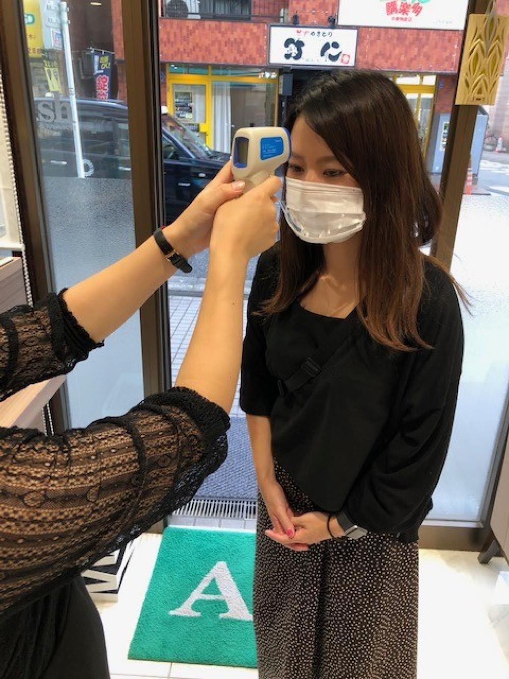 コロナ対策3・・・お客様に検温のお願い。