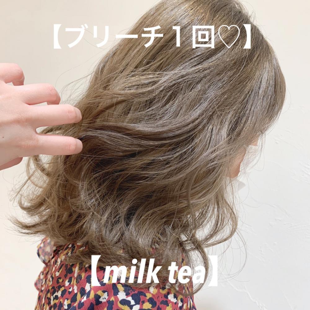 透明感あふれるベージュのサファリ♡