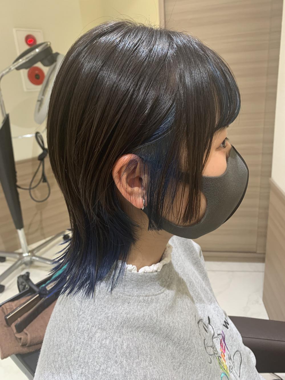 耳掛けするとチラッと見える！