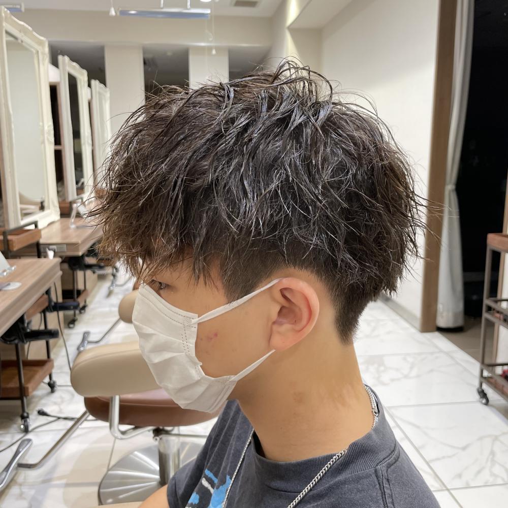 【人気急上昇中のツイストスパイラルパーマ】