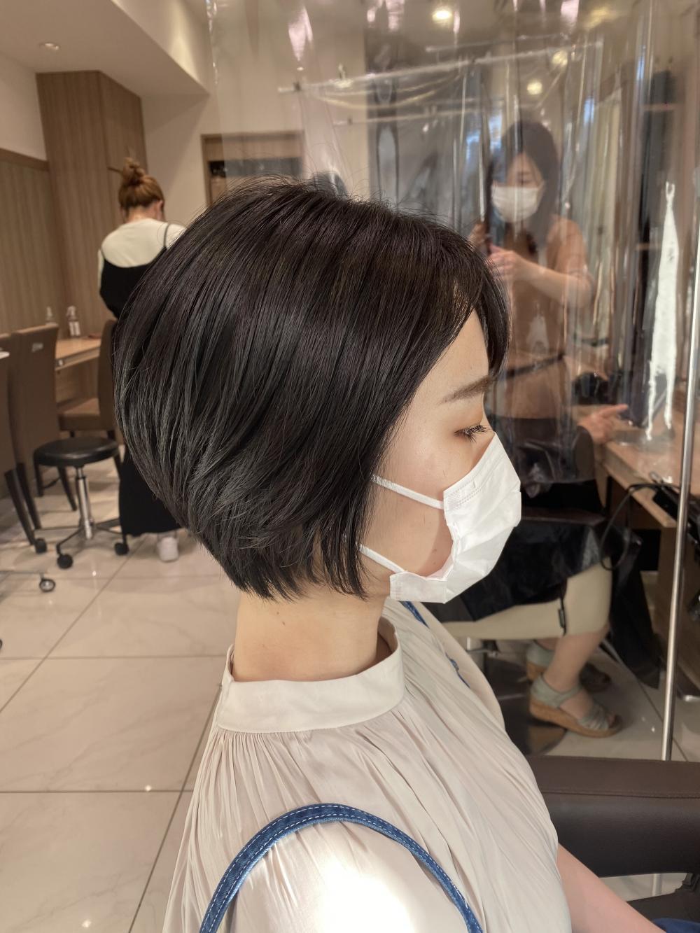 ツヤ髪ショート③ハイウエイトの小顔ショート