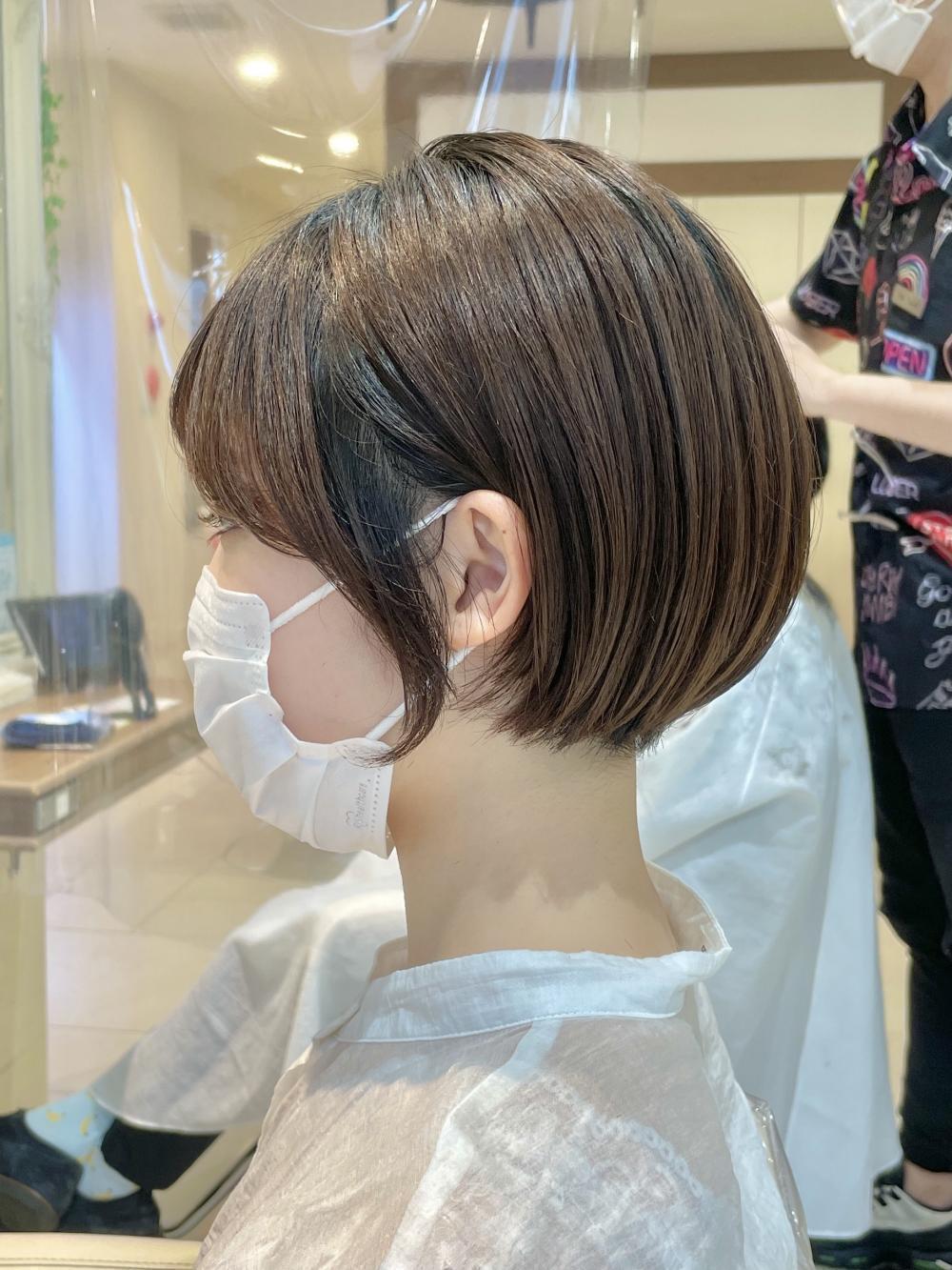 ボブ寄りショートボブ