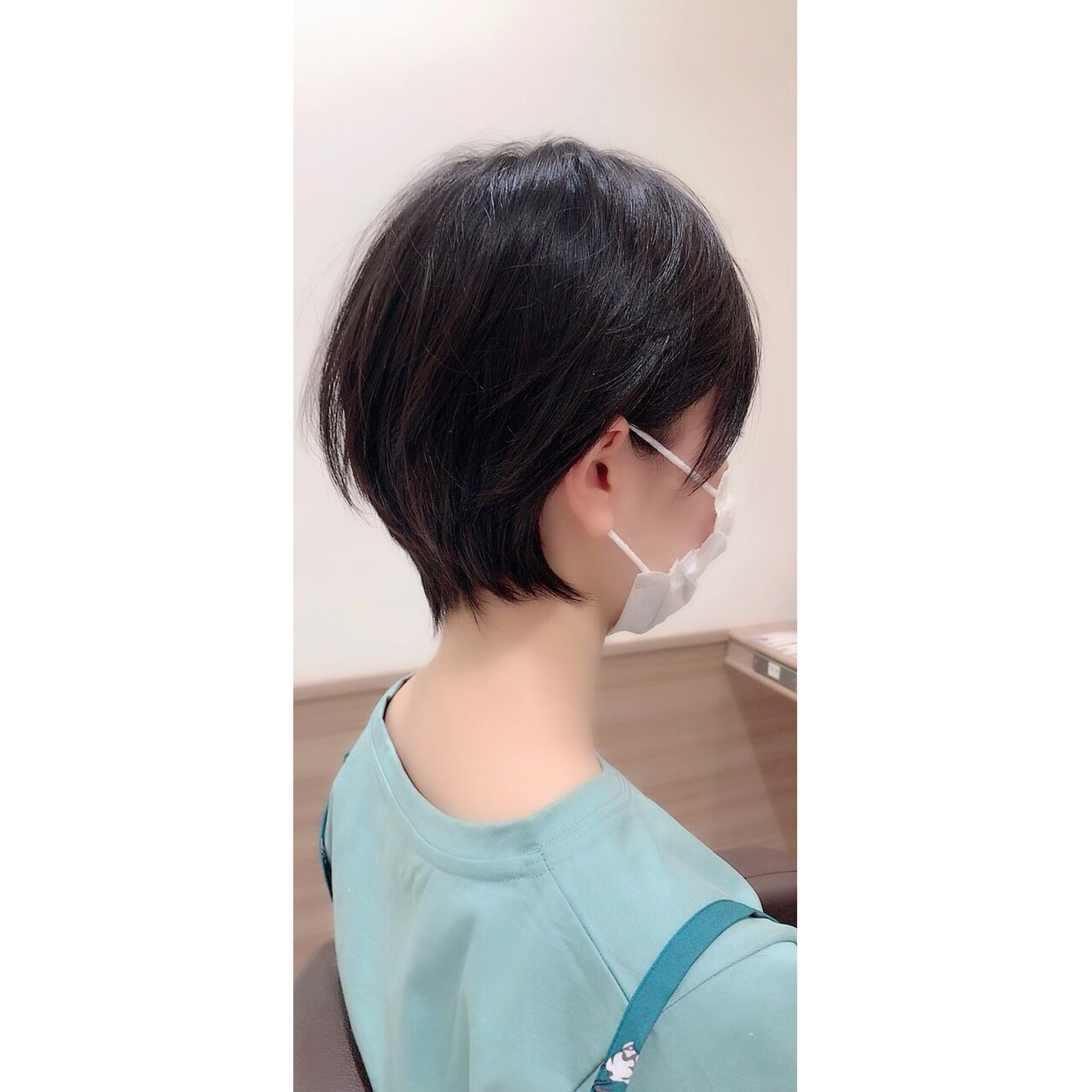 ショートボブ