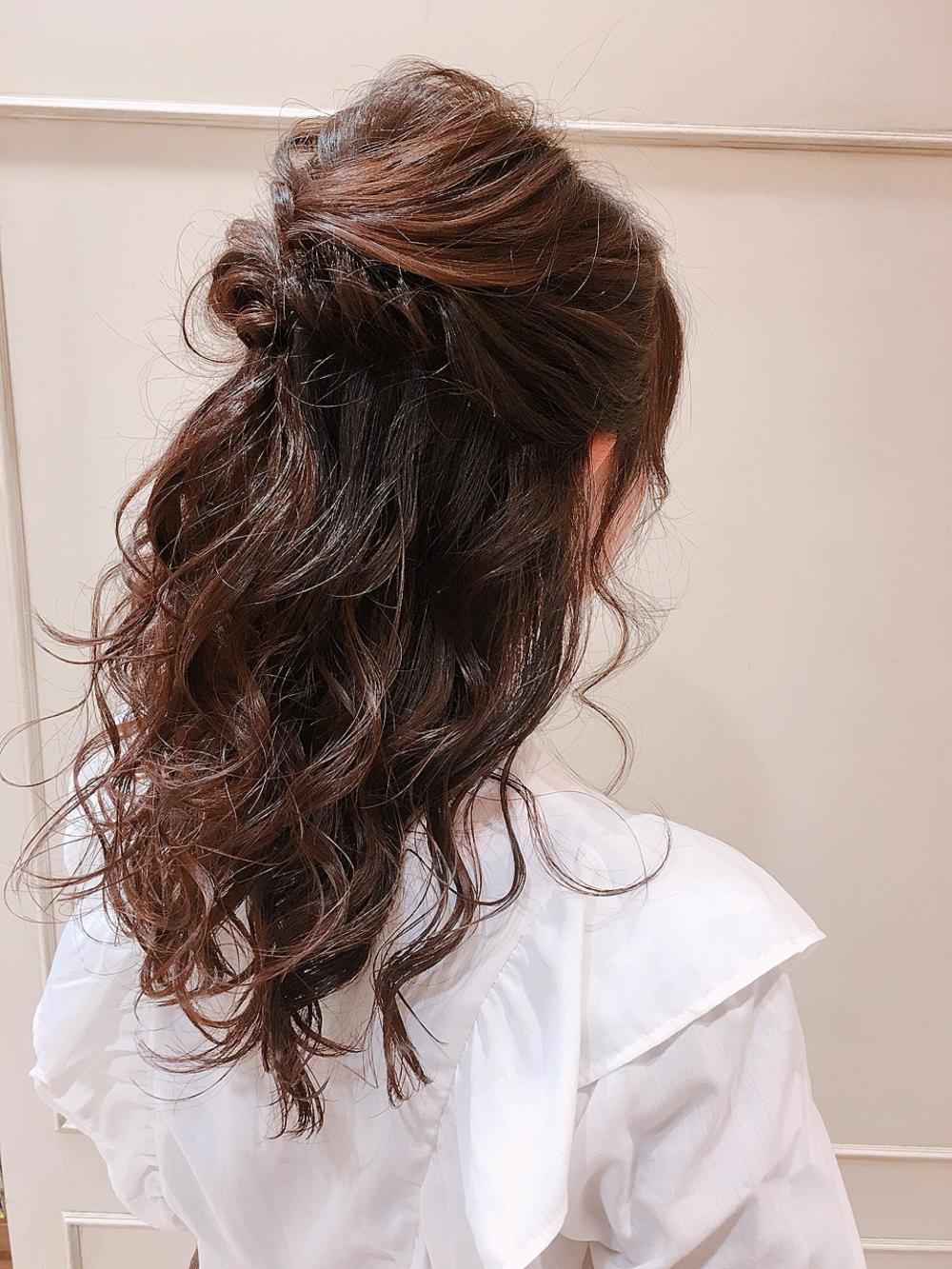 ヘアアレンジを楽しむ