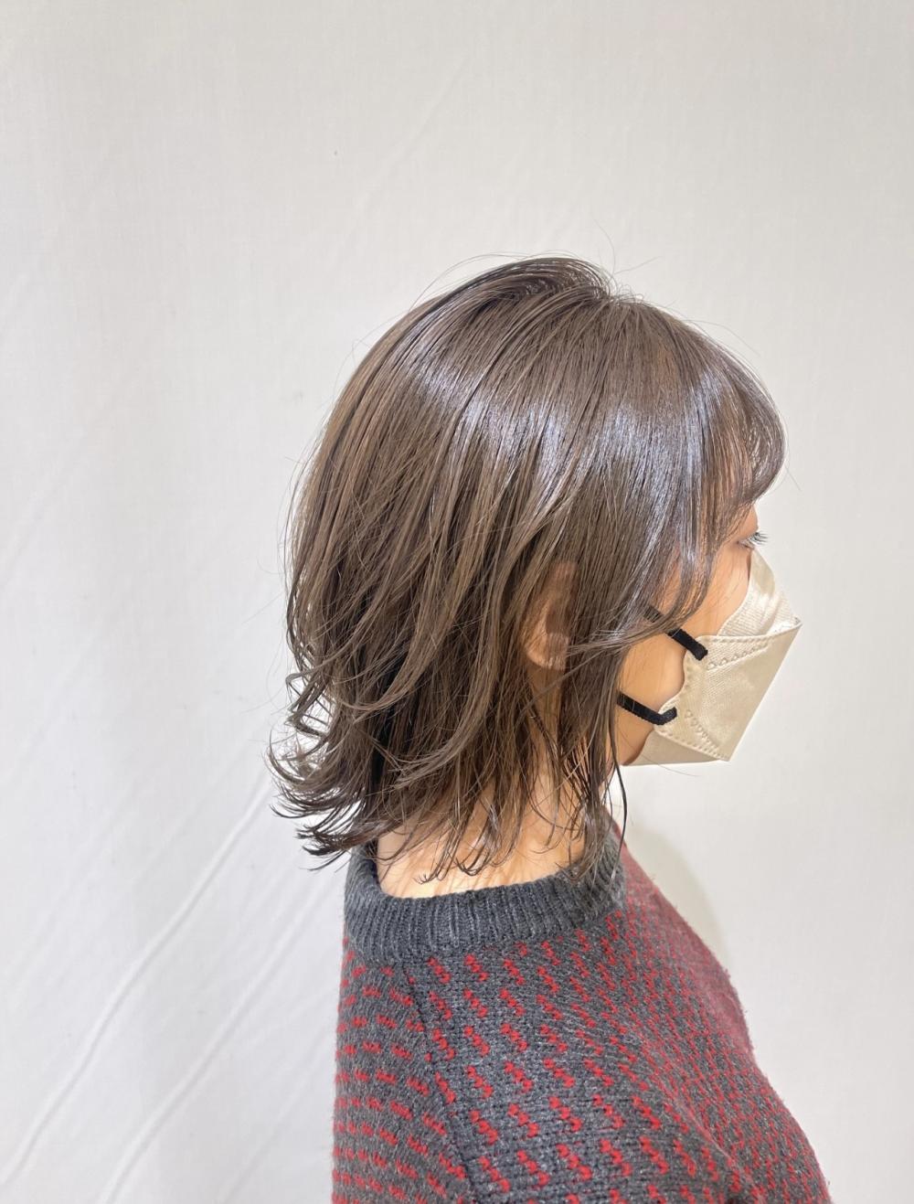 ③黄色を強調するシアベージュ